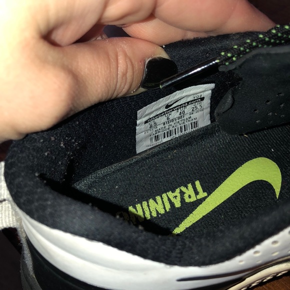 Nike Metcon 1’s - Picture 5 of 5